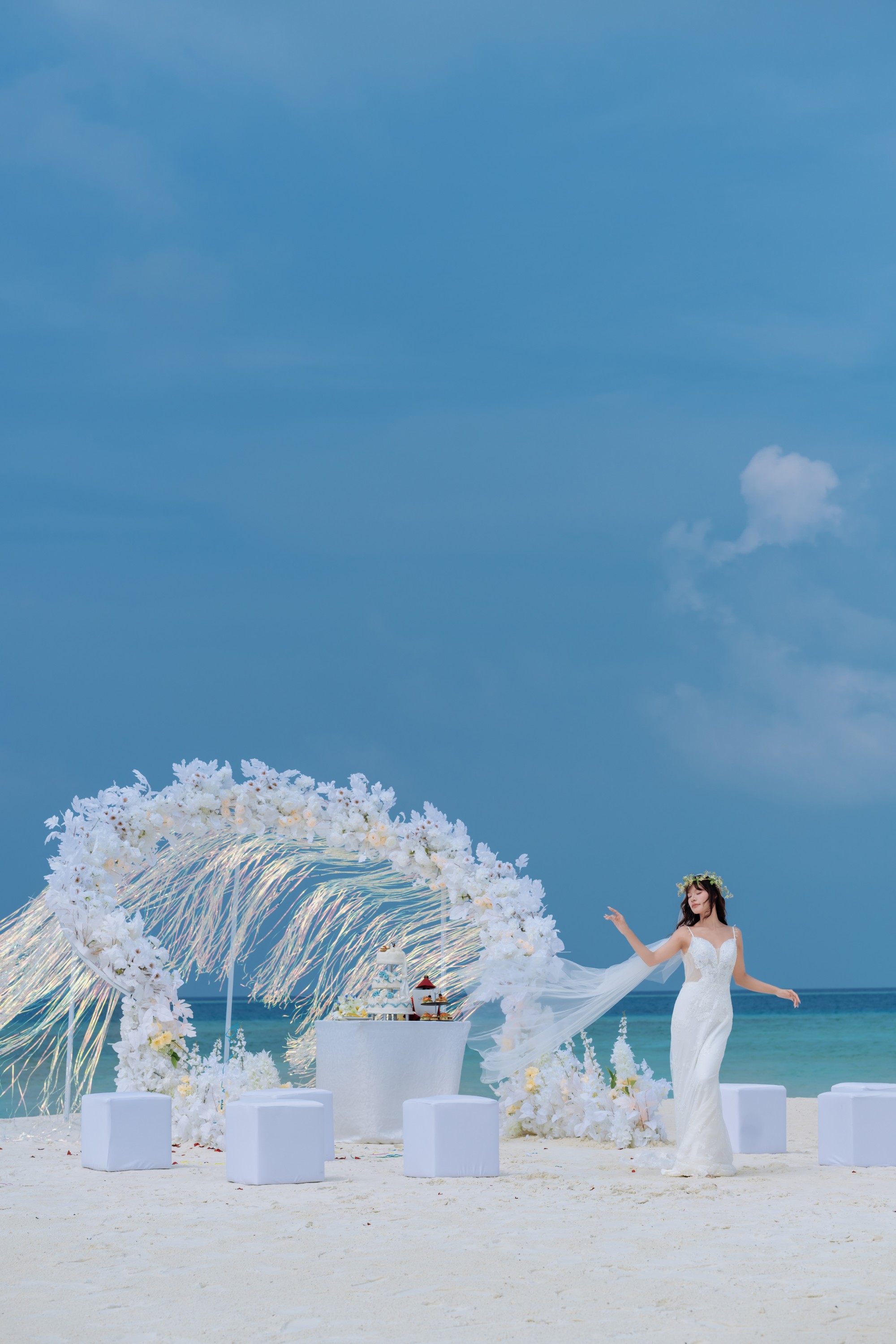 Velavaru_Maldives Beach Wedding_White Setup-6 (1).jpg
